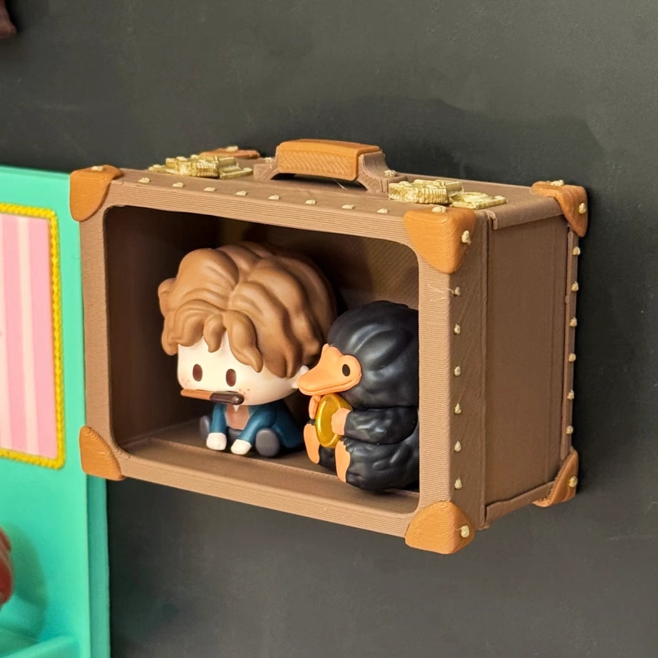 Wizarding Street Diagon-Style Miniature Floating Nook – 3D Printed Magnetic Diorama & Figurine Display Shelf
