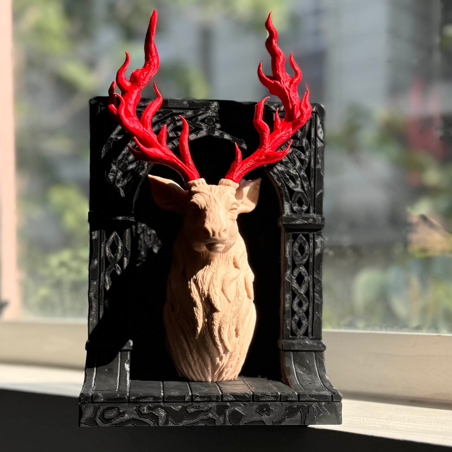 Antlers of Ember Book Nook – Throne of Glass Inspired